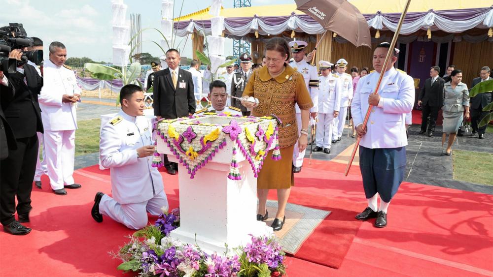สมเด็จพระเทพรัตนราชสุดาฯ สยามบรมราชกุมารี เสด็จพระราชดำเนินไปในพิธีทรงวางศิลาฤกษ์ อาคารคลังกลางพิพิธภัณฑสถานแห่งชาติ ณ ถนนพหลโยธิน ตำบลคลองห้า อำเภอคลองหลวง จังหวัดปทุมธานี เมื่อวันก่อน.