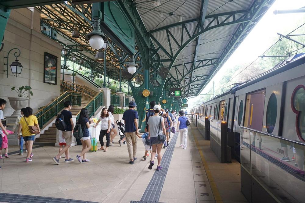 สถานีดิสนีย์แลนด์ รีสอร์ต