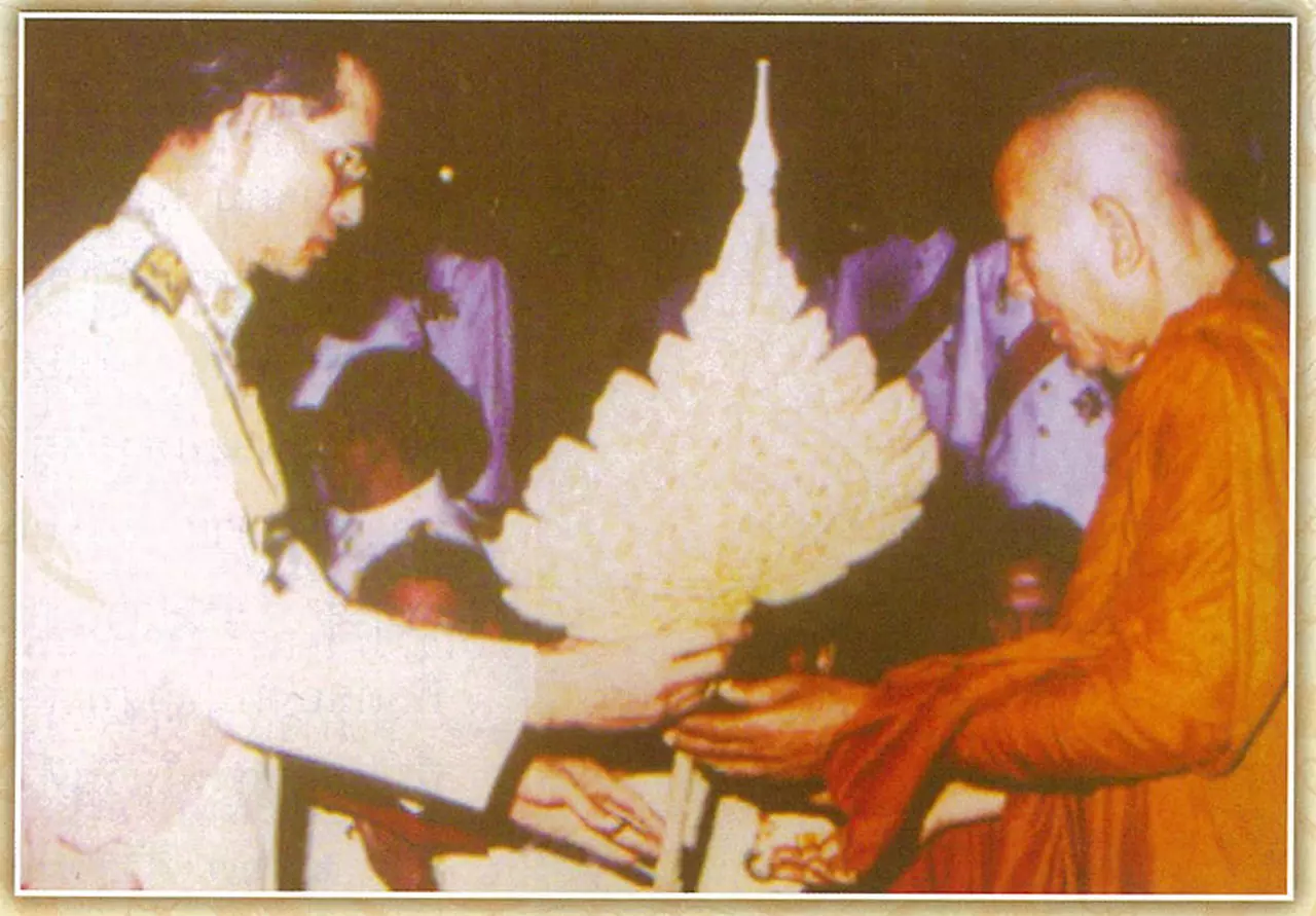 ในหลวงร.9 กับพระอริยสงฆ์ ตอน2 พระราชปุจฉา จากพระราชา เพื่อปวงราษฎร์