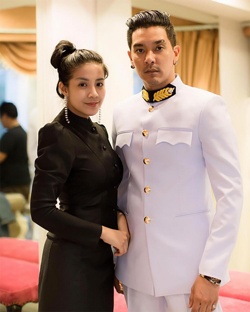 ภาพที่ใบเตยโดนชาวเน็ตวิจารณ์ ภาพจากอินสตาแกรม finaleweddingmagazine