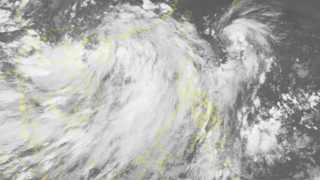 เวียดนามระทึก พายุโซนร้อน 'ซินลากู' ขึ้นฝั่ง เตือนลม-ฝนหนักมาก