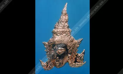 ครอบเศียรพระลักษณ์หน้าทอง วัดสุทัศนฯ...ฤกษ์จันทร์ซ้อนจันทร์