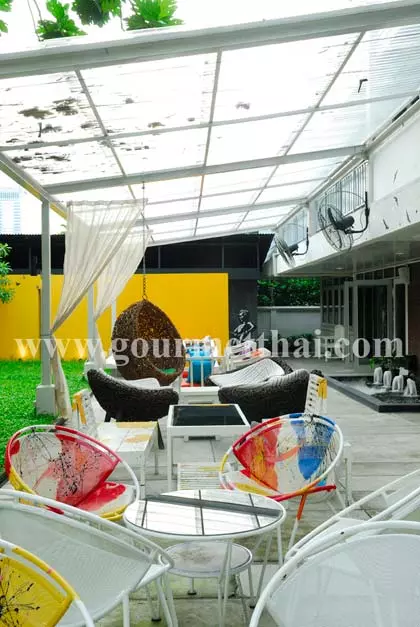 'ร่มไม้ไออุ่น' ปรุงกลิ่นความสุขที่ 'Ambience'