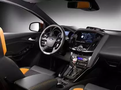 FORD FOCUS ST 2011
