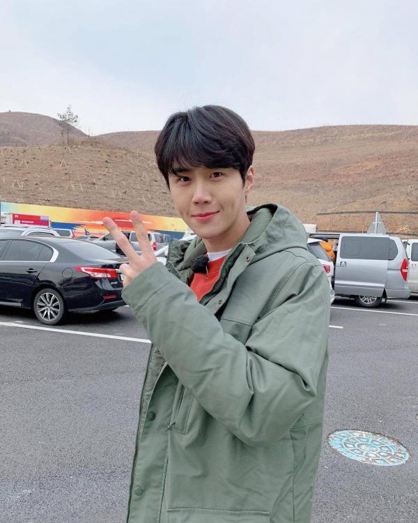 คิมซอนโฮ ขอบคุณภาพจากไอจี @seonho__kim