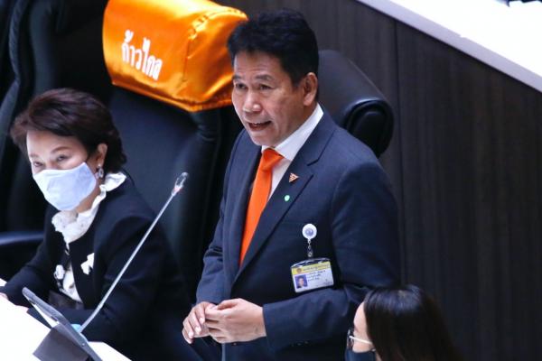 นายธีรัจชัย พันธุมาศ (แฟ้มภาพ)