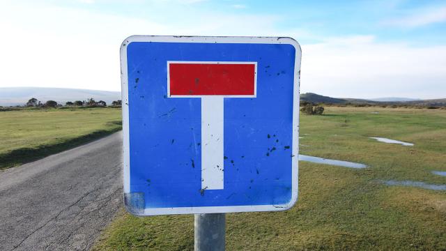 ทางตันบนหุบเหว