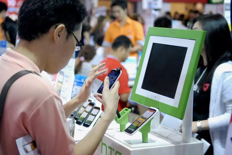 'โมบายโชว์' ประเดิมครั้งแรกกวาด1,200ล้าน แอนดรอยด์แชมป์ตามคาด