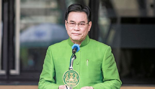 ปัดทะเลาะ "บิ๊กป้อม" "บิ๊กตู่" ยันยังไม่ย้าย หย่าศึก 2 พรรค "อนุทิน" กับ "จุรินทร์"