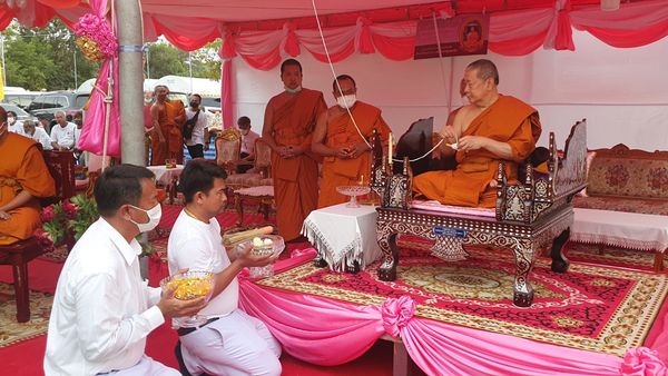 นักเสี่ยงโชค แห่ร่วมพิธีเบิกเนตร "ท้าวเวสสุวรรณ" ไม่ผิดหวังได้ "เลขเด็ดงวดนี้" ไปลุ้นรวย