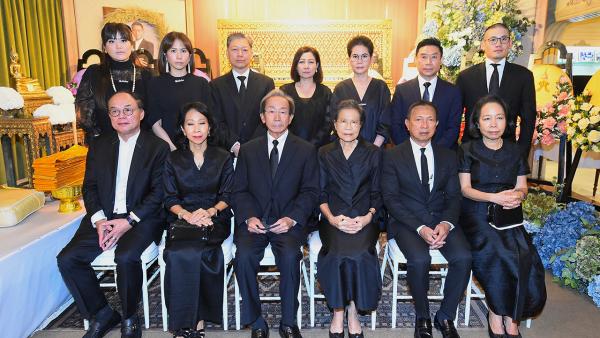 "โพธิพงษ์ ล่ำซำ" เป็นประธานในพิธีบวงสรวงและอัญเชิญพระครุฑพ่าห์ขึ้นประดิษฐาน