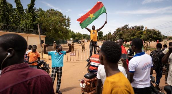กองทัพบูร์กินาฟาโซ ยึดอำนาจปธน.ที่มาจากรัฐประหาร หลังล้มเหลวปราบกลุ่มติดอาวุธ