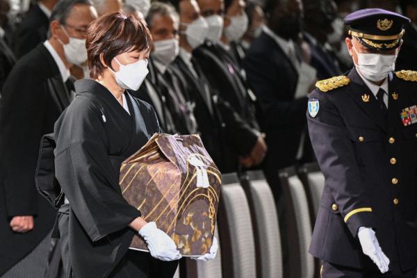 ญี่ปุ่นจัดรัฐพิธีศพ ‘ชินโสะ อาเบะ’ อย่างยิ่งใหญ่ เชิญแขกร่วมงาน 4.3 พันคน