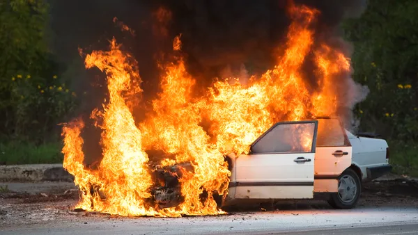 ทำนาย "ฝันว่ารถไฟไหม้" หมายความอย่างไร จะเสียทรัพย์จริงหรือไม่?