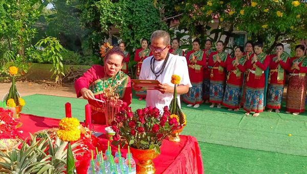 คนดวงดีถูกหวยกว่า 4 แสน แก้บน "ท้าวเวสสุวรรณ" เผยเลขเด็ดมงคลงวดนี้