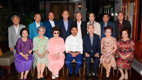 ณัฐกิตติ์ ตั้งพูลสินธนา และ ไตรภพ ลิมปพัทธ์ เปิดงาน “ครัวคุณต๋อย EXPO 999”