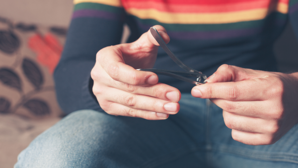 ตัดเล็บวันไหนดี 2565 เปิดฤกษ์ตัดเล็บเสริมดวง ตามความเชื่อคนไทย