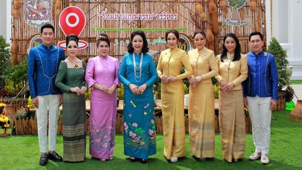 คุณหญิงณัฐิกา วัธนเวคิน อังอุบลกุล เปิดงาน “เทิดไท้ 90 พรรษา พระบรมราชชนนีพันปีหลวง”