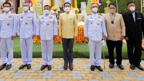 อัศวิน เตชะเจริญวิกุล เป็นประธานในพิธีถวายผ้าพระกฐินพระราชทาน ณ วัดชลธาราสิงเห