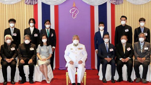 อัศวิน เตชะเจริญวิกุล เป็นประธานในพิธีถวายผ้าพระกฐินพระราชทาน ณ วัดชลธาราสิงเห