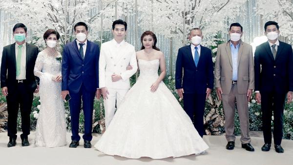 วิวาห์ชื่นมื่น พล.ต.ท.ธนายุตม์ วุฒิจรัสธำรงค์ ผบช.ภ.7 เป็นประธานในงานวิวาห์ระหว่าง กัลย์ณิศา บุตรี กัญญปภัส–วรวีร์ พลพรเข็มเพชร กับ ณัฐภัทร ตันติเสถียรพงศ์ บุตรสมบุญ ตันติเสถียรพงศ์–จีราภา ฤทธาภัย ที่โรงแรมอัศวิน แกรนด์ คอนเวนชั่น วันก่อน.