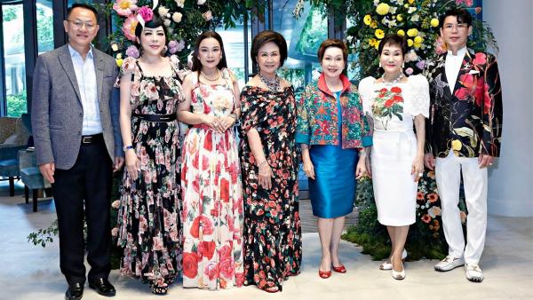 เพลิดเพลิน คีรินทร์ ชูธรรมสถิต จัดงาน “The Secret of Ageing in The Secret Garden” โดยมี สุภาพรรณ พิชัยรณรงค์สงคราม, ศศิวิมล ดารารัตนโรจน์, ชดช้อย โสภณพนิช และ วสวัตติ์ วัฒนาศิริสมบัติ มาร่วมงานด้วย ที่โครงการ The Aspen Tree by MQDC วันก่อน.