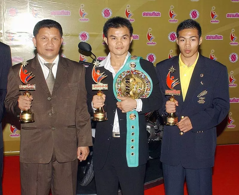 'เขาทราย' ทะลวงไส้มวยไทย 'สิ้นมนต์ขลัง' มั่นใจ 'ปาเกียว' เสร็จผมแน่! 