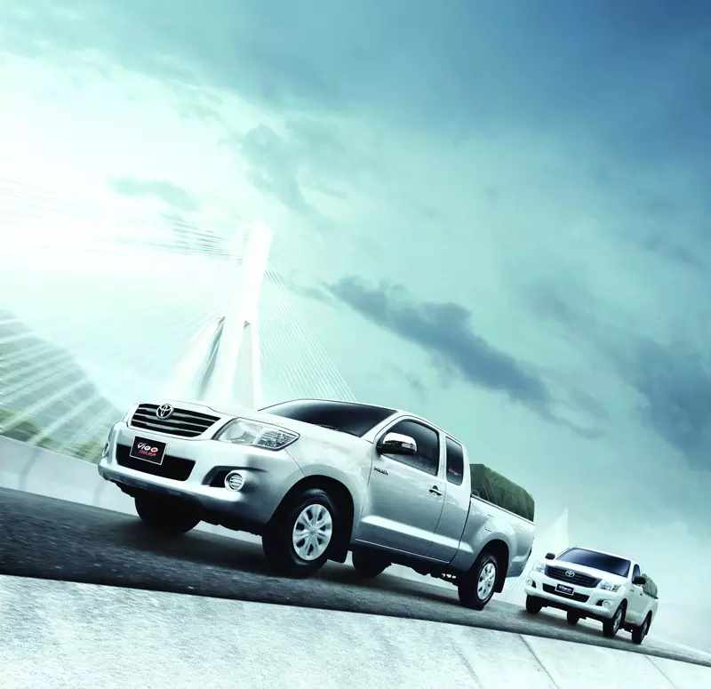 TOYOTA ปรับภาพลักษณ์ VIGO - FORTUNER เสริมเกียร์ใหม่