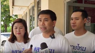 รุมโทรม ม.2" 6 นักบอลย่ำยีรุ่นน้องคาโรงเรียน ถ่ายคลิปแบล็กเมล์