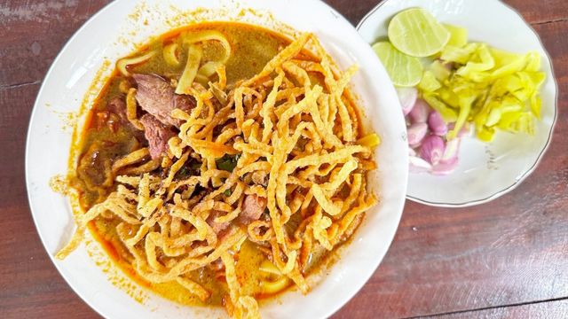 ข้าวซอยทีเด็ด “ครัวบ้านครู” รสมือคนลำปาง...ลำขะหนาด