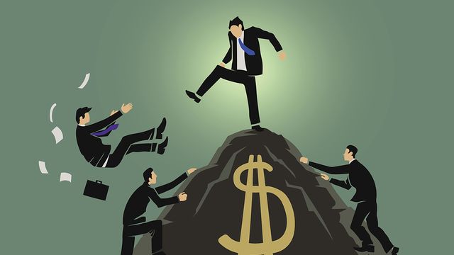 ชนชั้นผูกขาดความเท่าเทียม