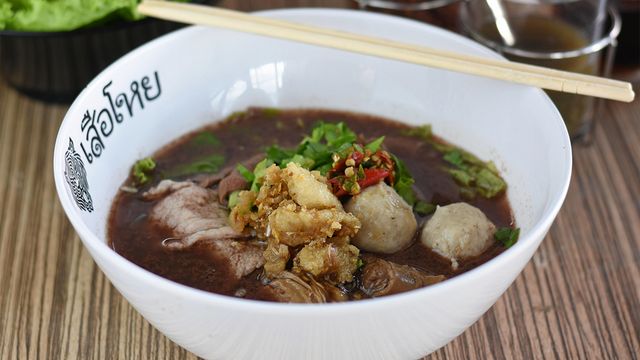 “เสือโหยเนื้อตุ๋น” ซุปใส เครื่องในทีเด็ด