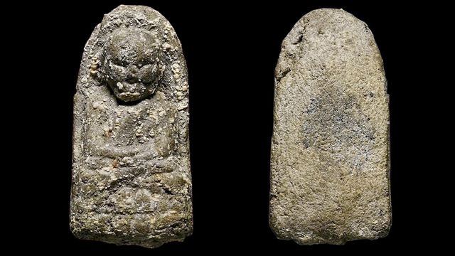 หลวงปู่ทวด พิมพ์พระรอด เนื้อว่าน รุ่นแรก วัดช้างให้ อานุภาพคุ้มครองป้องกันภัย นิรันตราย