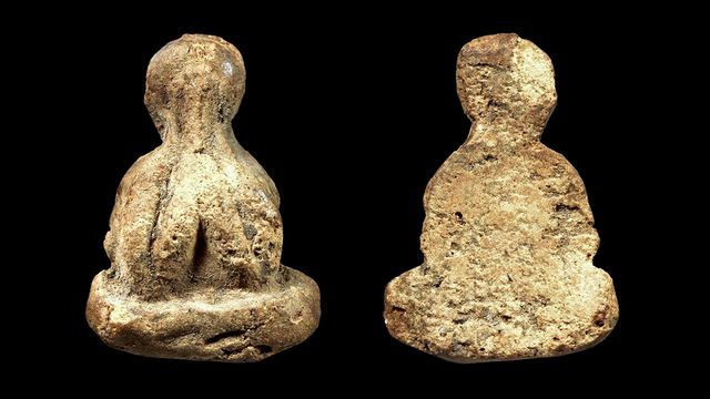 พระปิดตา หลวงปู่ยิ้ม วัดหนองบัว เนื้อผงยอดนิยม แท้ดูง่ายเดิมๆ ราคาติดหลักล้าน