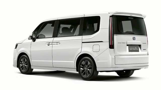 Honda STEP WGN e:HEV SPADA ใหม่ รุ่นฮิตส่งตรงจากญี่ปุ่น เคาะราคา 1.78 ล้าน