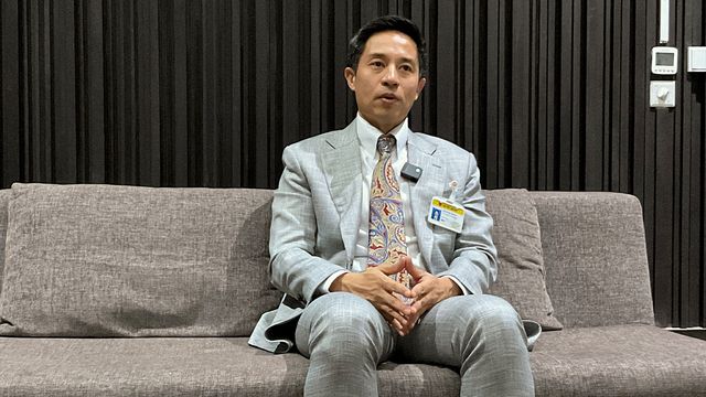 ทวงคืนอำนาจสถาปนากติกาใหม่ล้มระบอบนํ้าเงิน : ทลายแผนกินรวบประเทศ