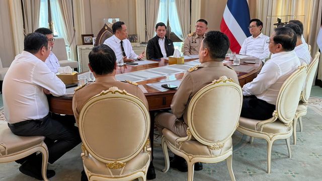 วิกฤติสงคราม VS รัฐบาลใหม่