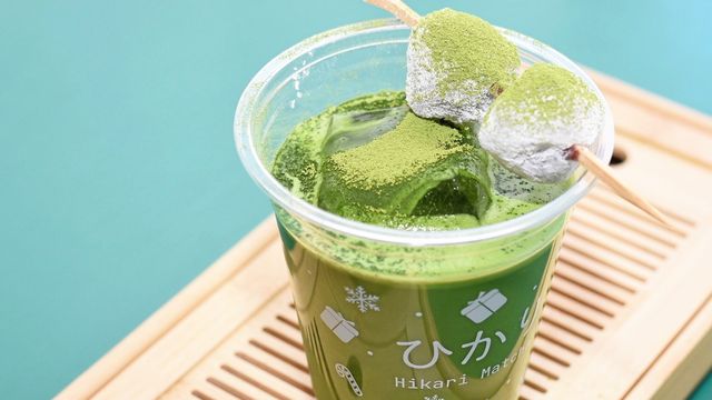 ดื่มมัตจะแท้ๆ “Little white house CAFÉ”