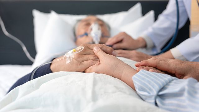 รู้จัก การดูแลแบบประคับประคอง สิทธิของผู้ป่วยในการใช้ชีวิตระยะท้าย