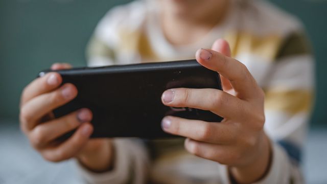 โซเชียลมีเดียทำเด็กโง่ลง?