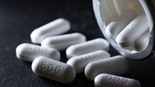 พาราเซตามอลที่ ดูปลอดภัยที่สุด ระวังอย่าใช้ผิด ใช้มาก รวมทั้งตอนท้อง (ตอน 1)