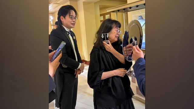 “แอบส่อง..ย่องเบา..เหมาหมด!!”