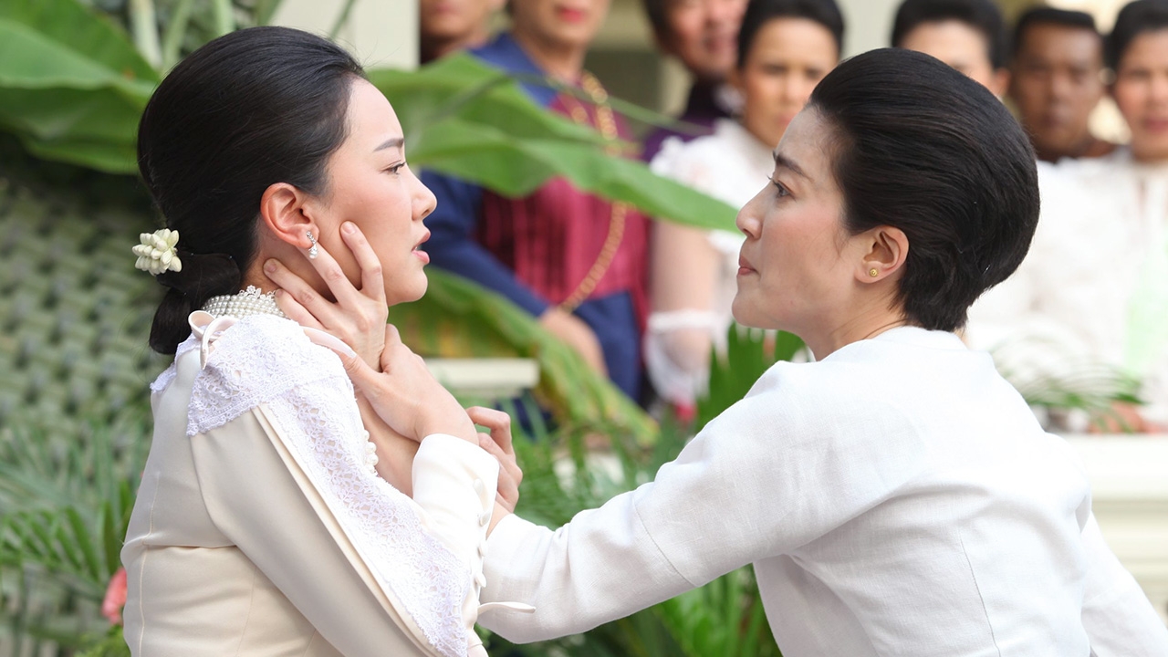 "เจี๊ยบ" เอาจริง บุกไปงานแต่ง "เคลลี่-นุ่น" พังราบเป็นหน้ากลอง