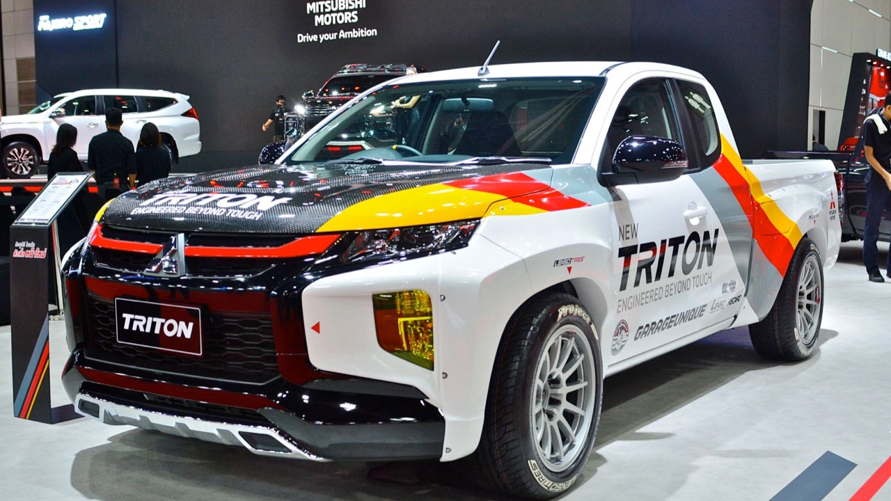 อย่างหล่อ! เจาะเตี้ยหน้าใหม่ใจเกินร้อย Mitsubishi Triton Garage Unique