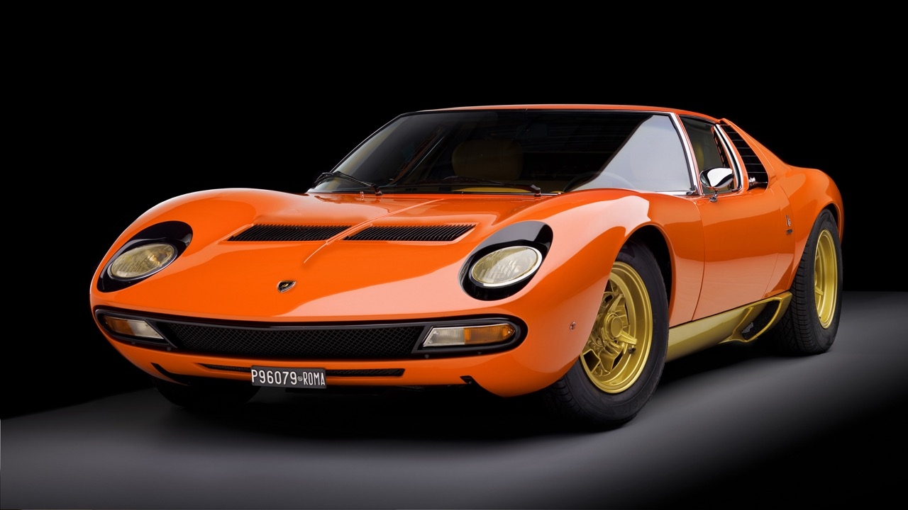 กระทิงอมตะ LAMBORGHINI MIURA P400 SV