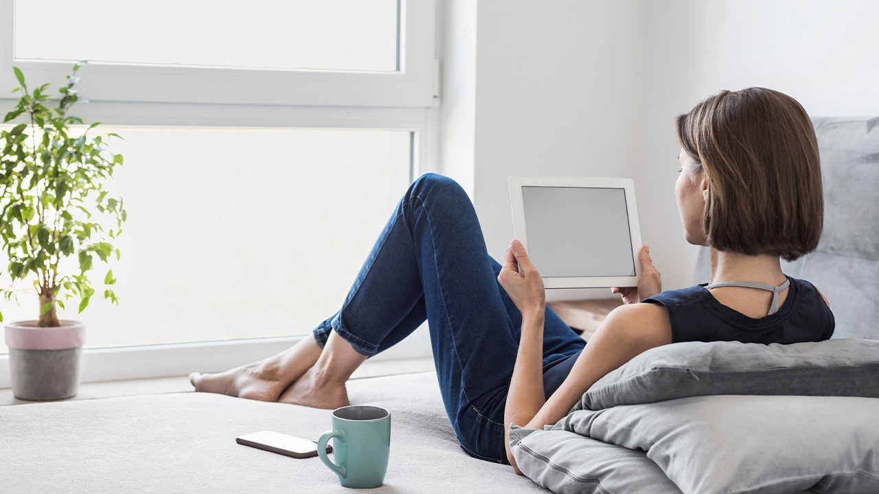 อยู่บ้าน หยุดแชร์ เพื่อชาติ ย้ำอีกไม้เด็ดรัฐบาล สกัด Fake News โควิด-19