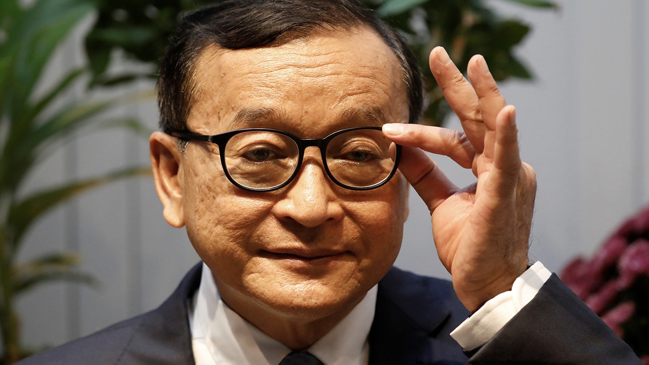 ปูมหลัง “สม รังสี” ลูกผู้ดี สู้ยิบตา ถูกอิจฉา คู่ปรับตลอดกาลฮุนเซน ห้ามมาไทย