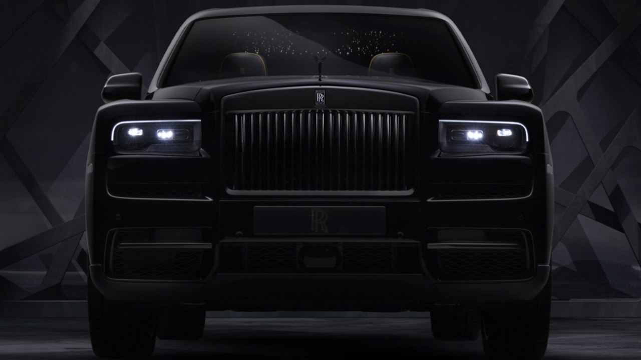 อสูรดำสายหรู ROLLS ROYCE CULLINAN BLACK BADGE  