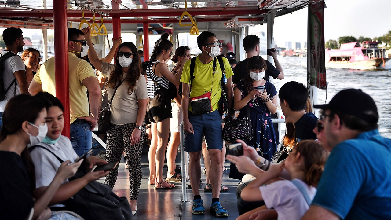 วิเคราะห์ ชะตากรรมคนไทย เจอแน่ โควิด-19 ระยะ 3 ปิดบางสถานที่ ทุกคนมีสิทธิ์ป่วย 