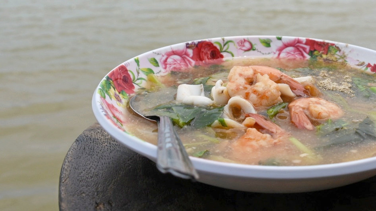 ความสุขความทรงจำ “แพวัดแหลมใต้”